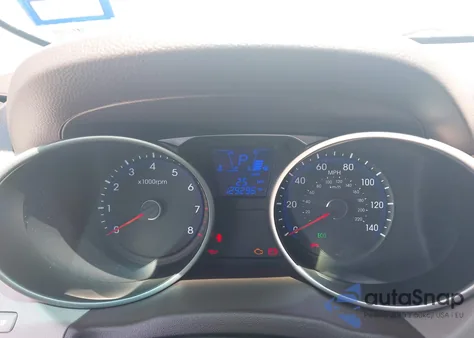 2012 Hyundai Tucson Limited z USA, uszkodzony, nr VIN KM8JU3AC5CU482718